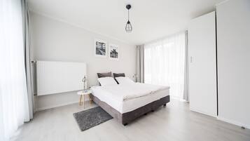 In-room safe, desk, blackout drapes, soundproofing