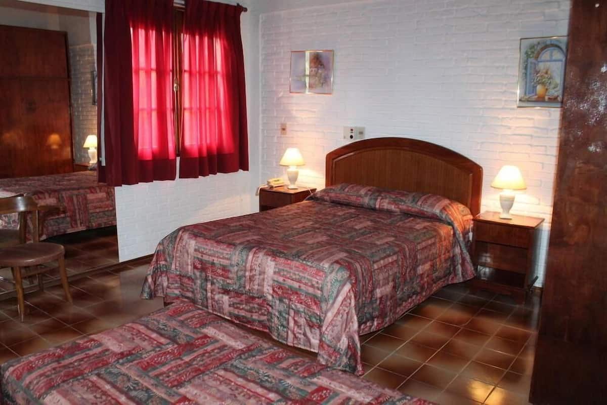 Superior Twin Room, 2 Twin Beds | In-room safe, iron/ironing board, free cribs/infant beds, rollaway beds
