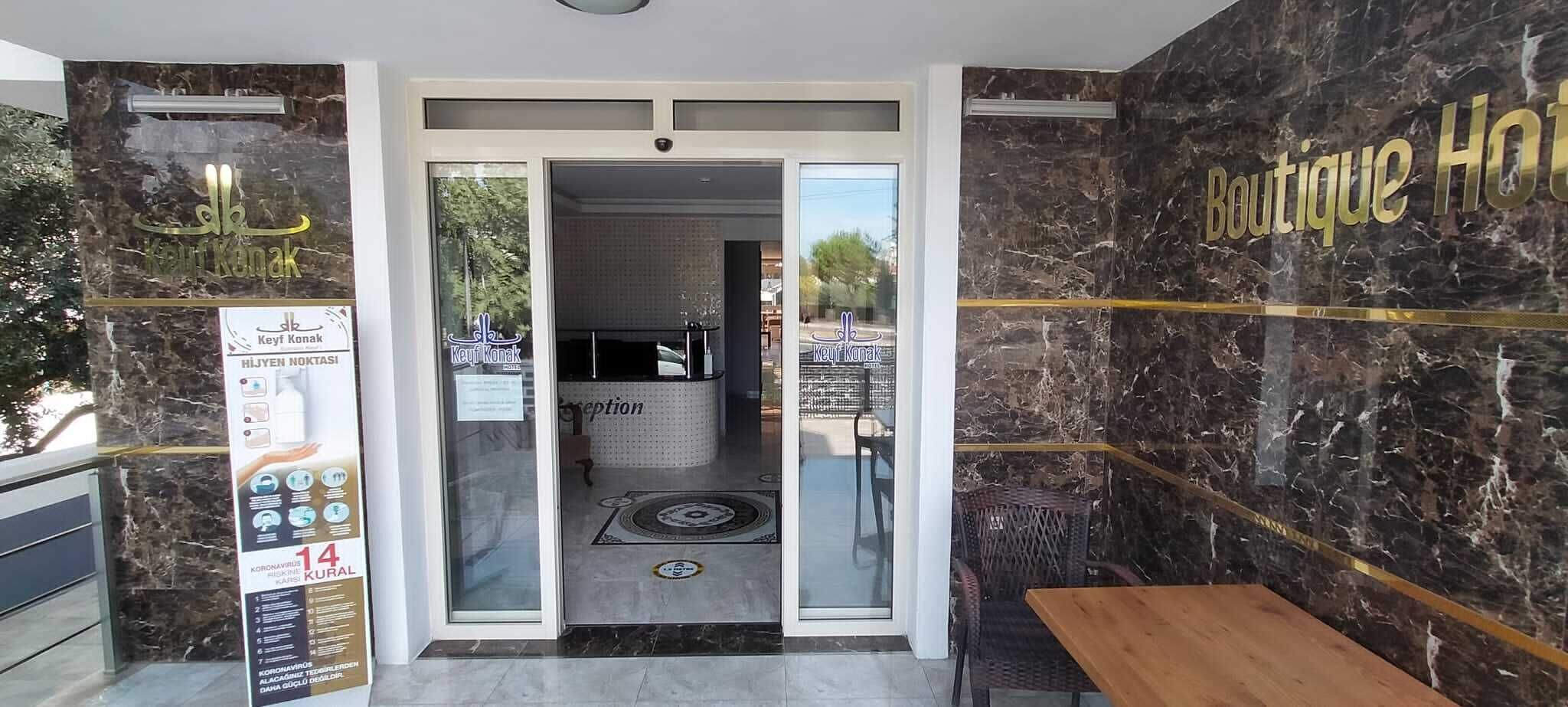 Fachada da propriedade