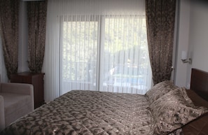 Sábanas de algodón egipcio, ropa de cama de alta calidad y minibar 