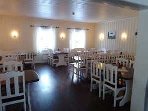 Local cuisine - Badeland Gjestegård (Vestre Toten)
