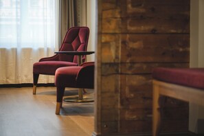 Superior-Doppelzimmer | Hochwertige Bettwaren, Pillowtop-Betten, Schreibtisch