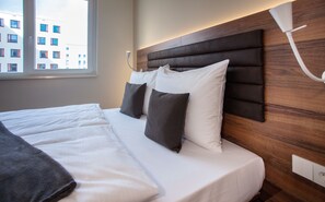 Literie de qualité supérieure, coffres-forts dans les chambres, bureau