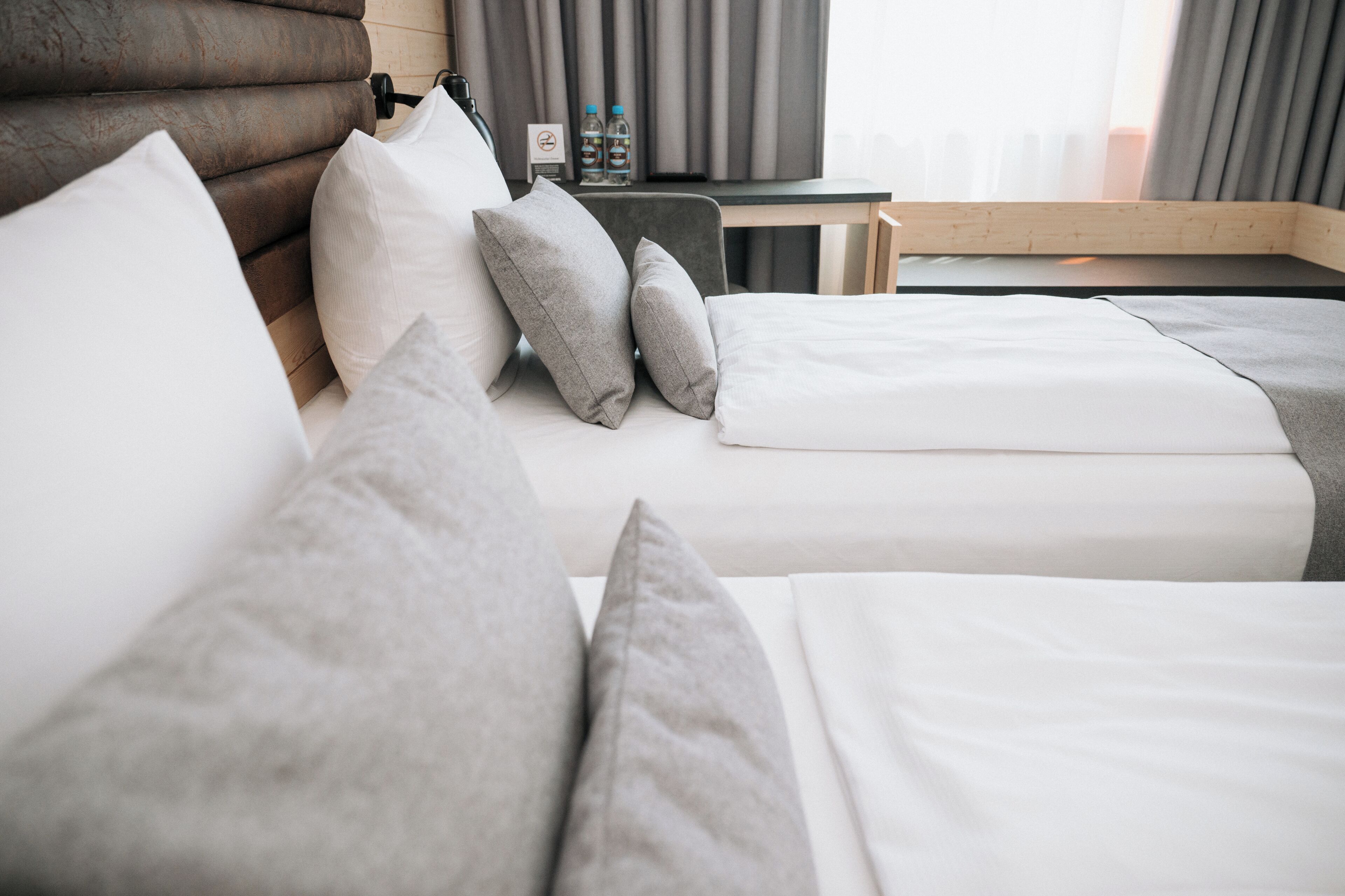 twin room, 2 single beds | 3 bedrooms, premium bedding, in-room safe, desk