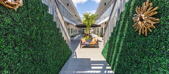 Seaside All Suites Hotel