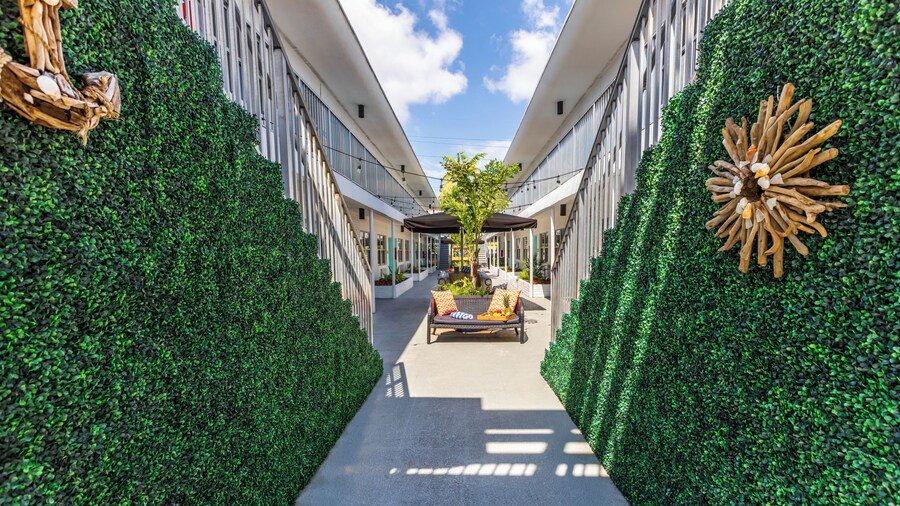 Seaside All Suites Hotel