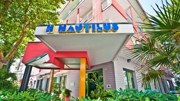 Majoituspaikan sisäänkäynti