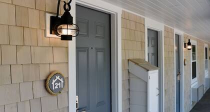 Sandwich Inn and Suites