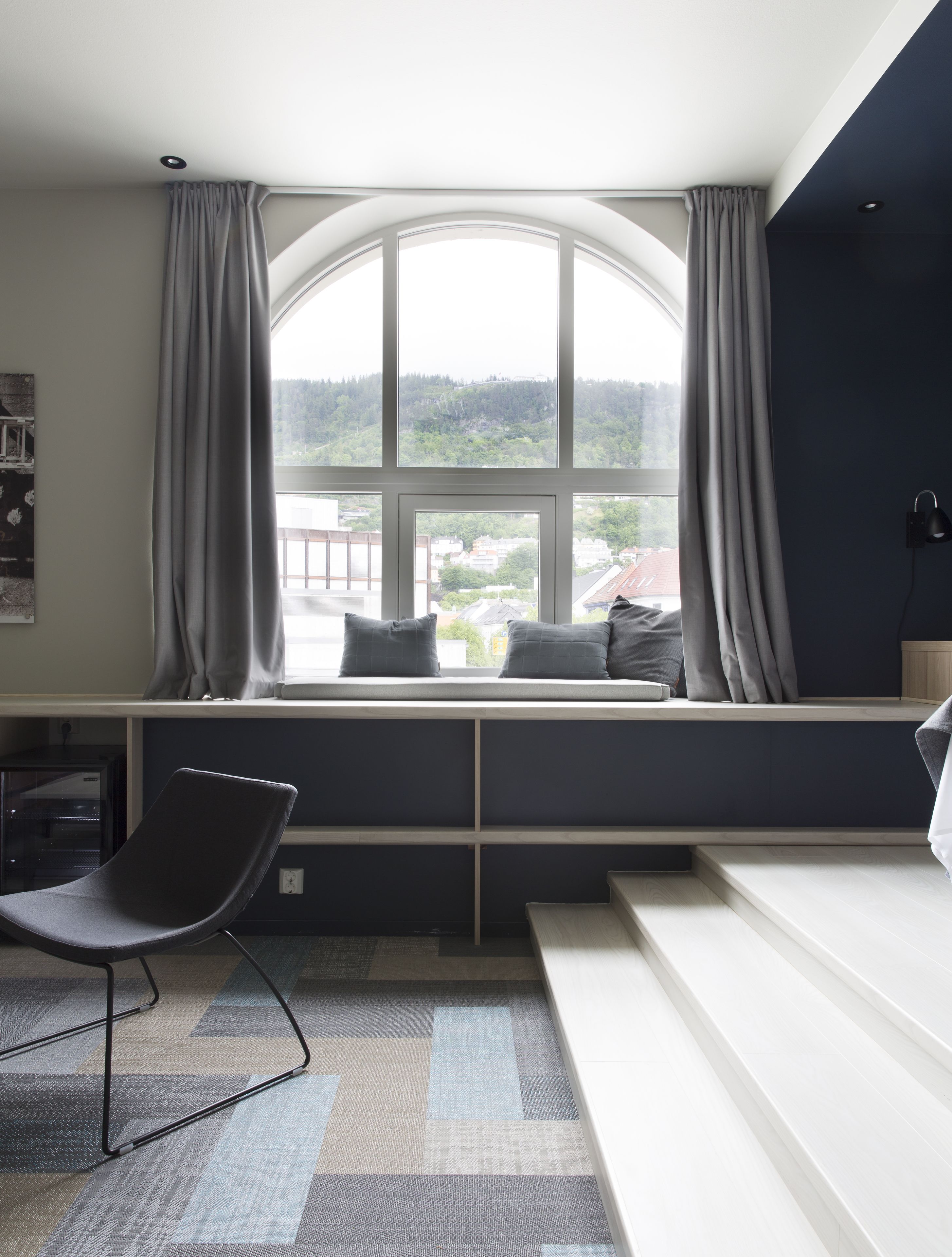 junior suite | pillow-top beds, desk, soundproofing, free wifi