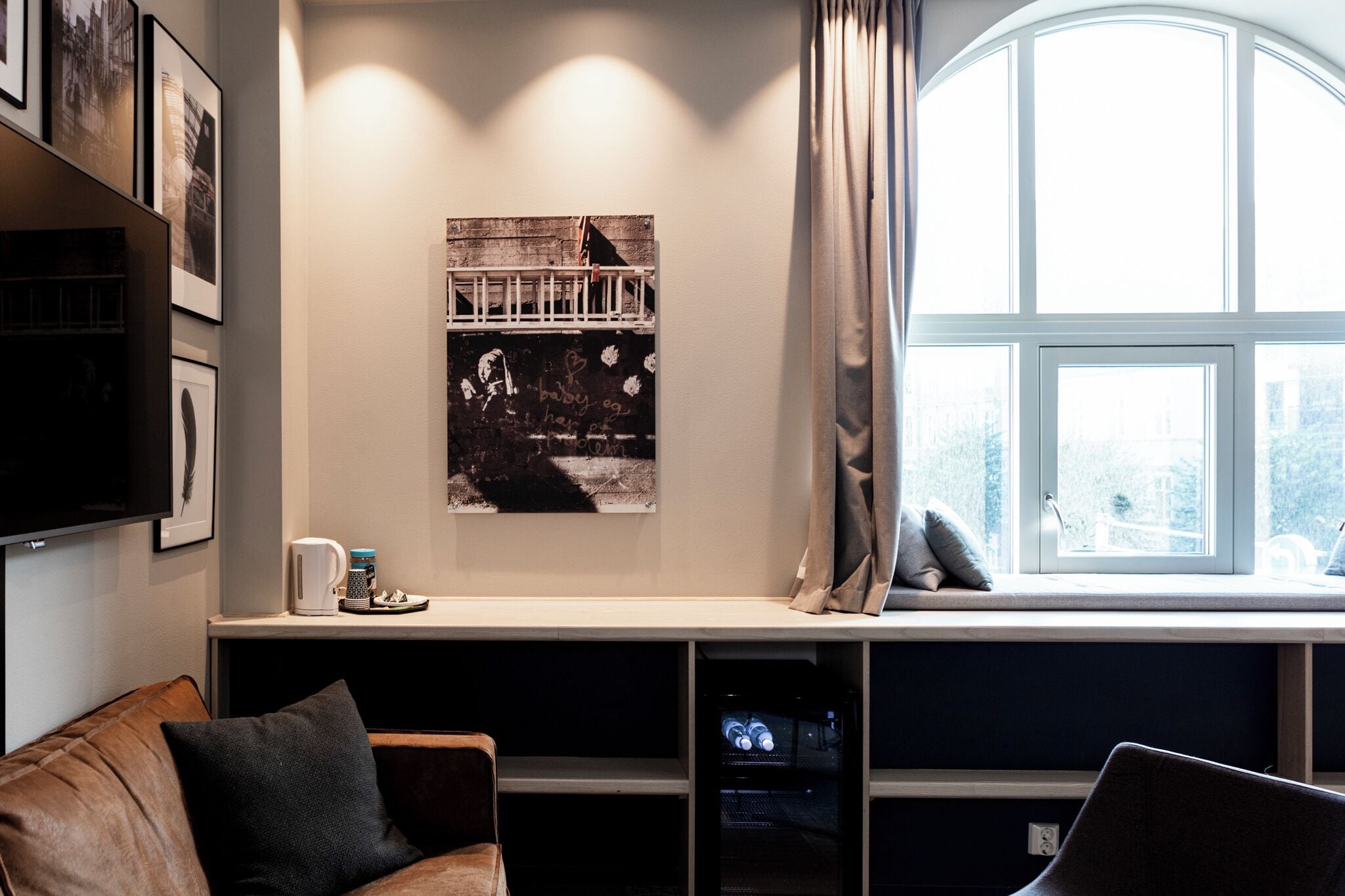 junior suite | pillow-top beds, desk, soundproofing, free wifi