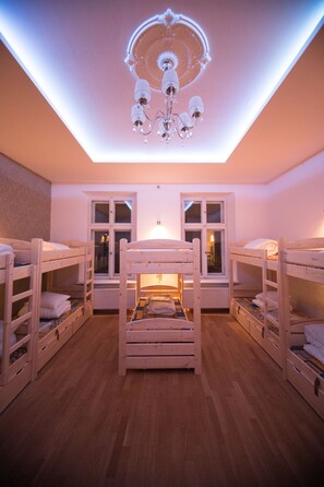 Living area - Greg&tom Beer House Hostel (Krakow)