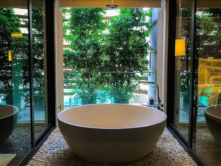 Premier Suite | Egyptian cotton sheets, premium bedding, down comforters, pillowtop beds