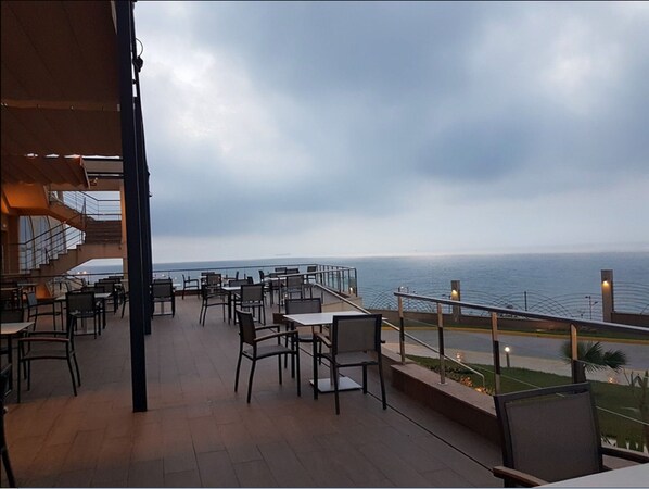 Terrace/patio - Royal Tulip Skikda (Skikda)