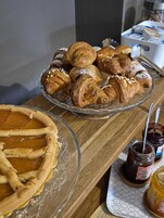 Colazione a buffet a pagamento, servita tutte le mattine 