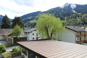 Appartement Deluxe, 2 chambres (Excl. One-time service fee of 120 EUR) | Vue de la chambre