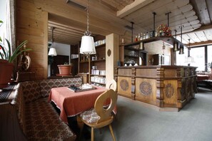 Bar (on property) - Christophorus Hotel Garni & Appartements (Bad Hofgastein)