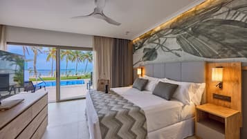 Minibar, in-room safe, desk, blackout curtains