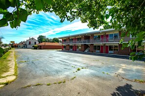 واجهة المنشأة