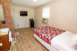 Standard Room - Coach House (Edenton)