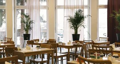 Magdas Hotel