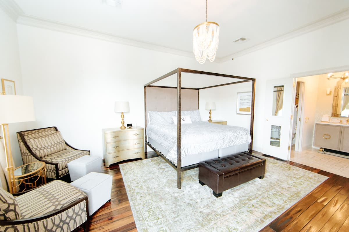 Individually decorated, individually furnished, free WiFi, bed sheets