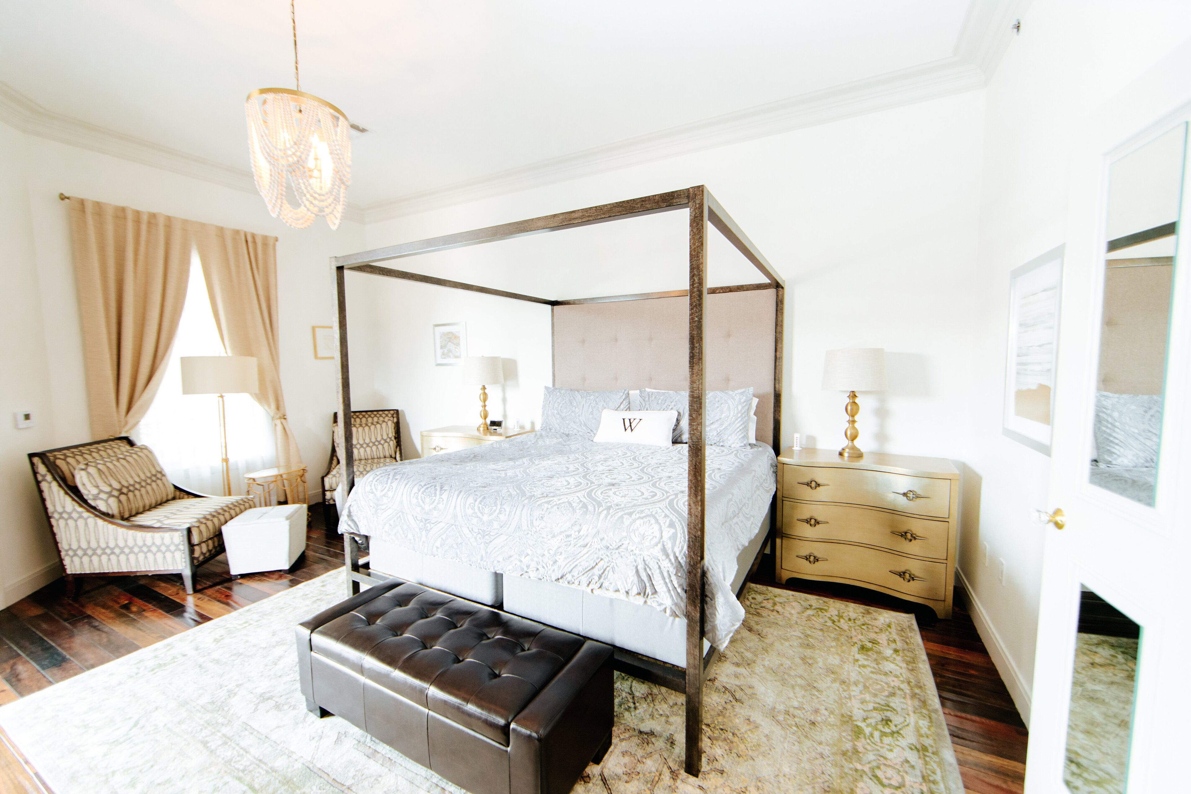 deluxe room, 1 bedroom, city view | individually decorated, individually furnished, free wifi, bed sheets