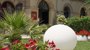 Property entrance - Palazzo Sciacca (Patti)