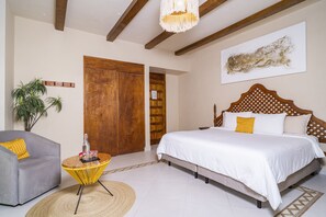 Deluxe Double Room, 1 King Bed, Poolside | In-room safe, individually furnished, blackout drapes, free WiFi - Mezcal Hotel (Cancun)