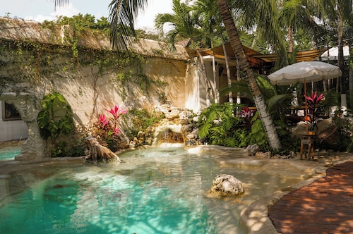 Mezcal Boutique Hotel