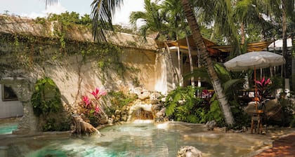 Mezcal Boutique Hotel