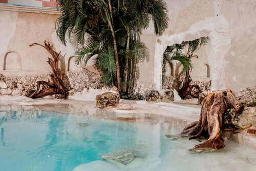 Mezcal Boutique Hotel