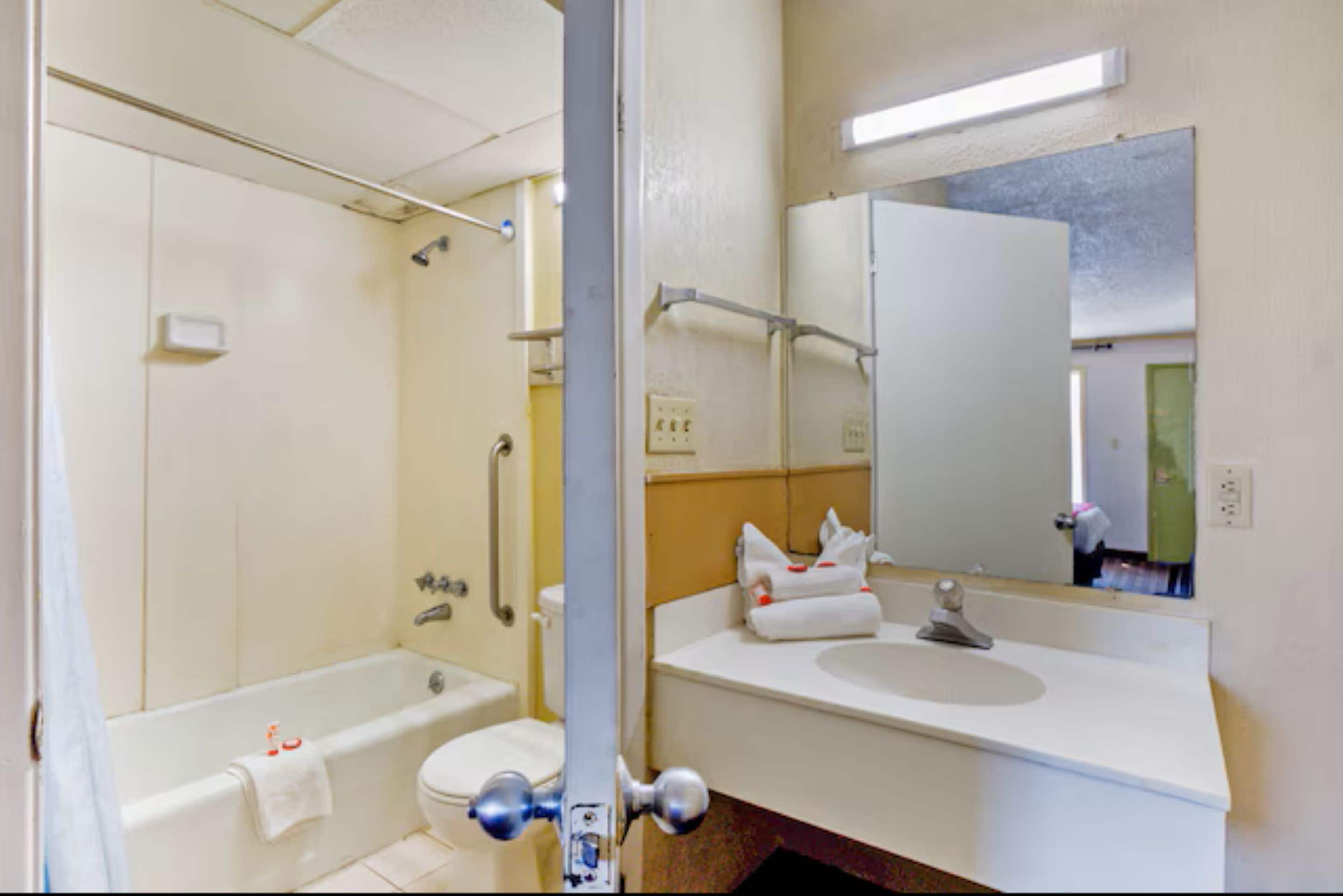 Foto - OYO Hotel Pensacola I-10 & Hwy 29