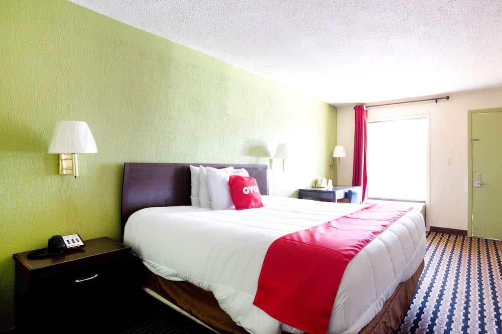 OYO Hotel Pensacola I-10 & Hwy 29
