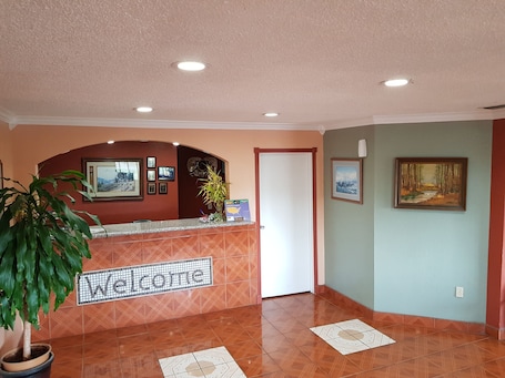 Hall. Budget Host Inn Eastland
