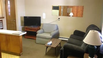 Desk, iron/ironing board, free WiFi, bed sheets