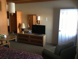 标准房, 1 张大床 | 办公桌、熨斗/熨衣板、免费 WiFi、床单