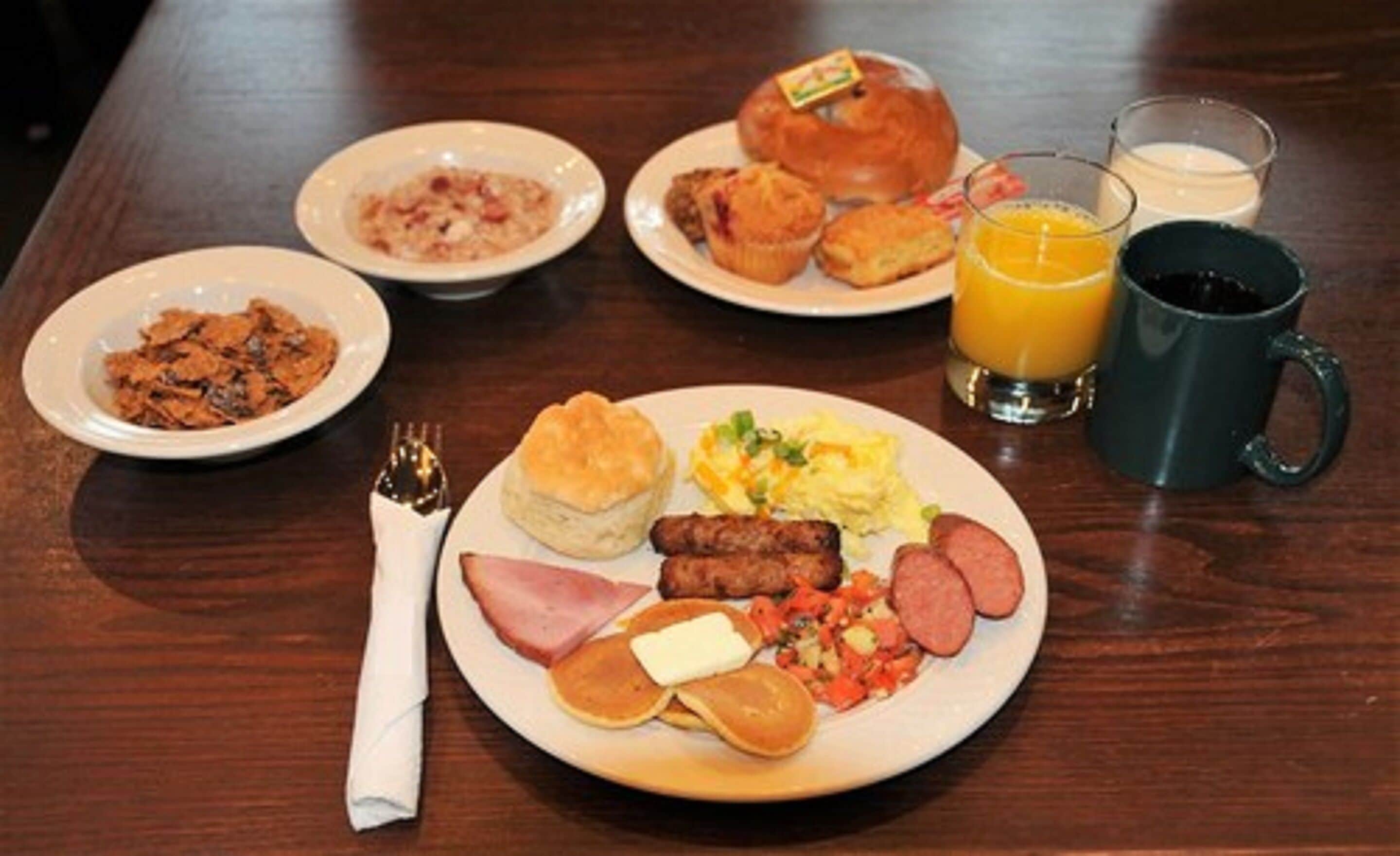 daily buffet breakfast (usd 14.95 per person)