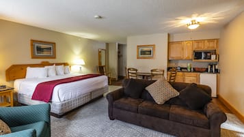 Een strijkplank/strijkijzer, gratis babybedden, gratis wifi, beddengoed