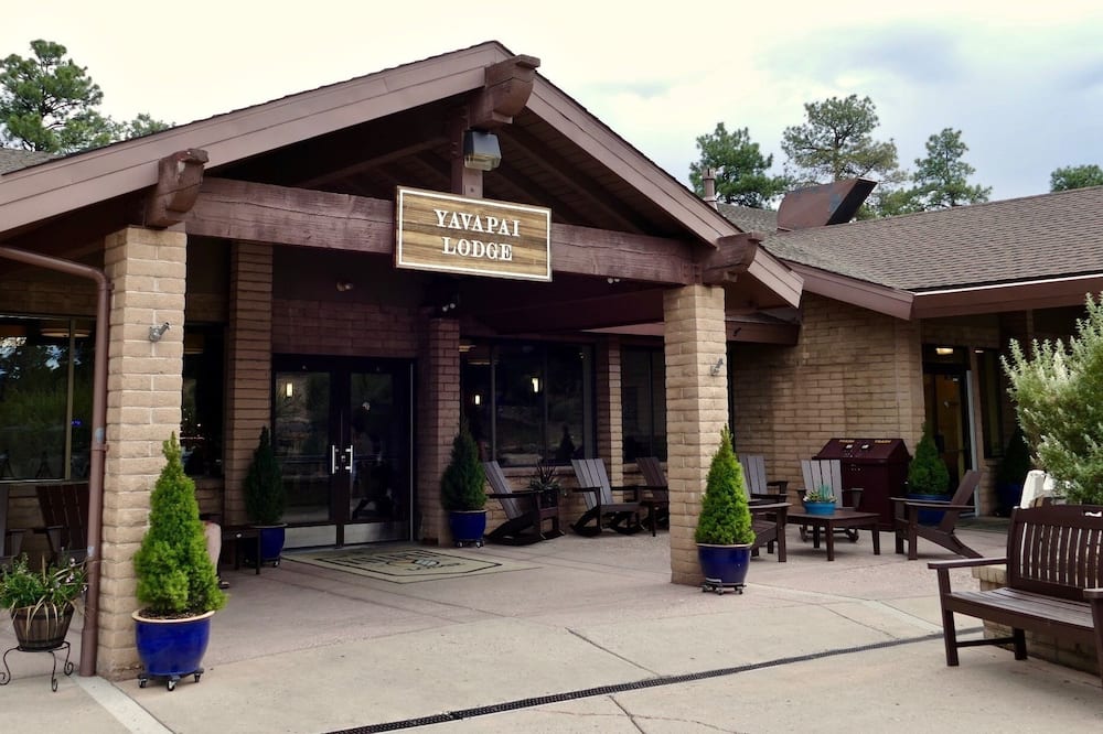 Yavapai Lodge