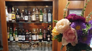 バー (施設内)