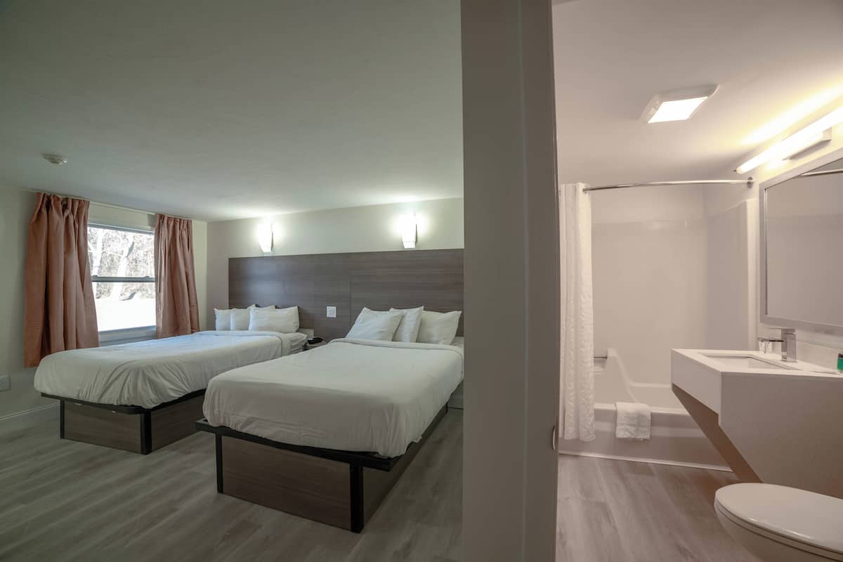 Room, 2 Double Beds | Desk, iron/ironing board, free WiFi, bed sheets