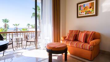 Junior Suite Eden King | Premium bedding, pillowtop beds, free minibar, in-room safe