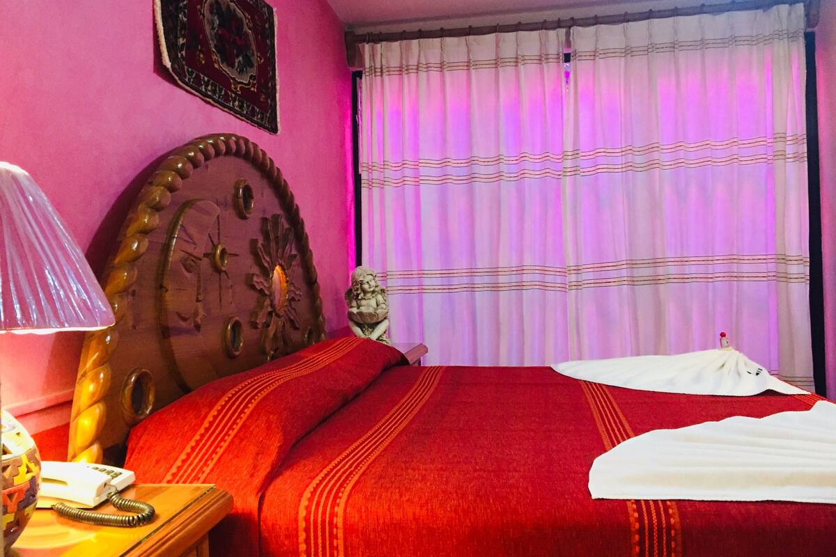 Chambre Supérieure, 1 très grand lit | Wi-Fi gratuit