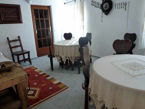 Breakfast area - Maison Du-Noyer (Aosta)