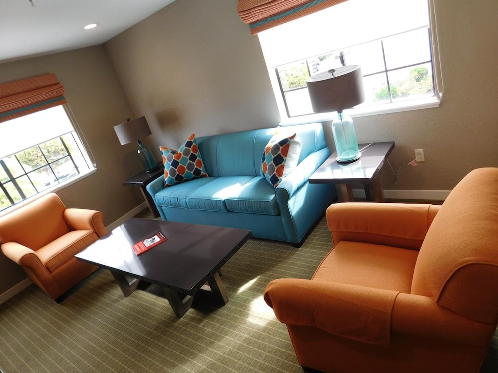 Wave Street Inn by null