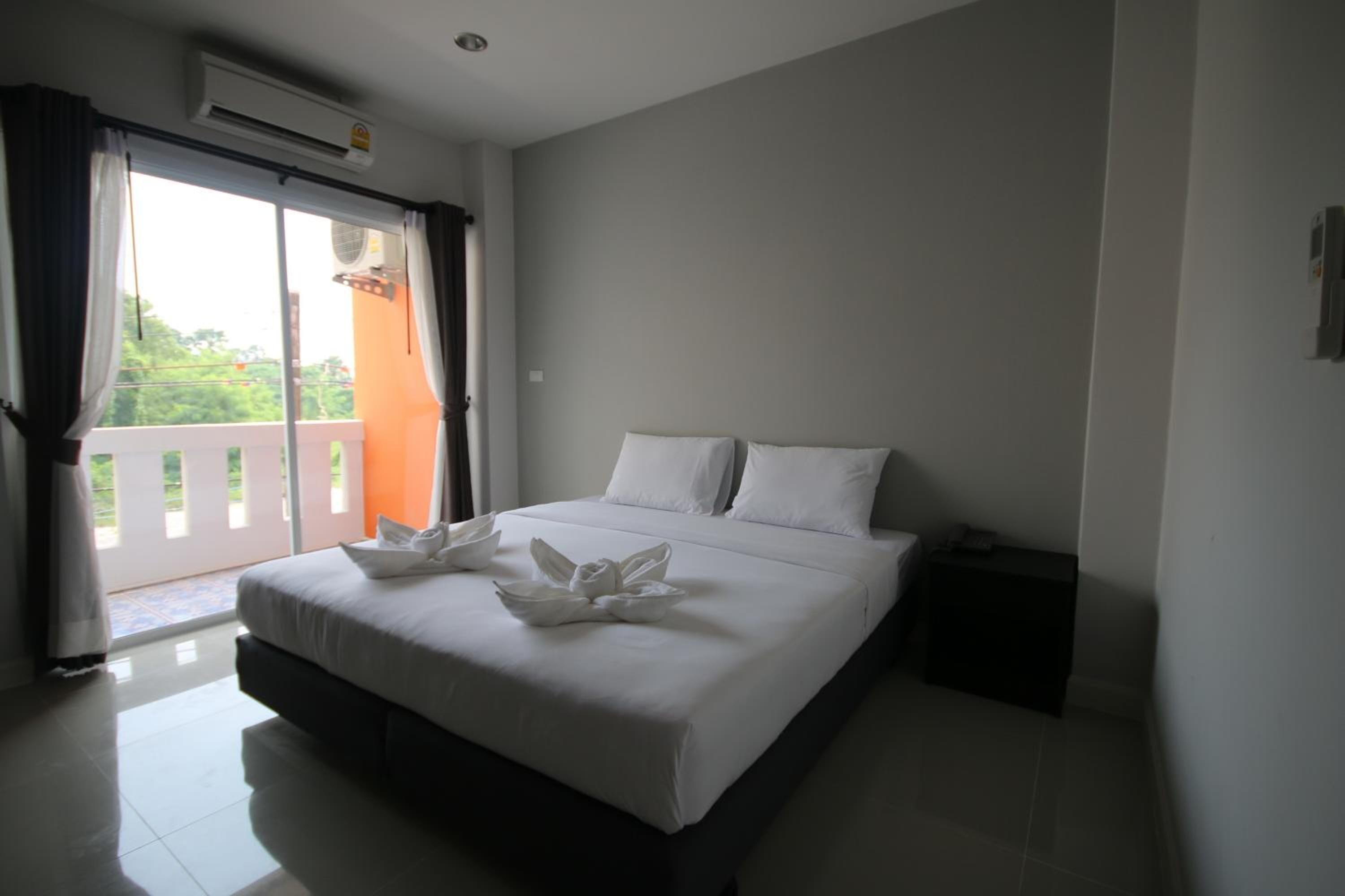 in-room safe, free cots/infant beds, rollaway beds, free wifi