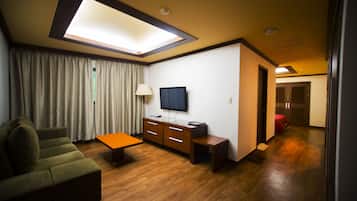 Executive Double | Premium bedding, desk, blackout drapes, soundproofing