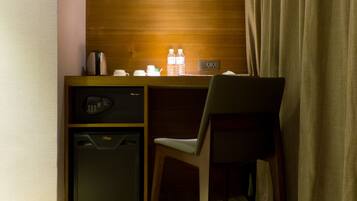 Habitación Elite con 2 camas individuales, 1 habitación, sin ventanas | Frigobar