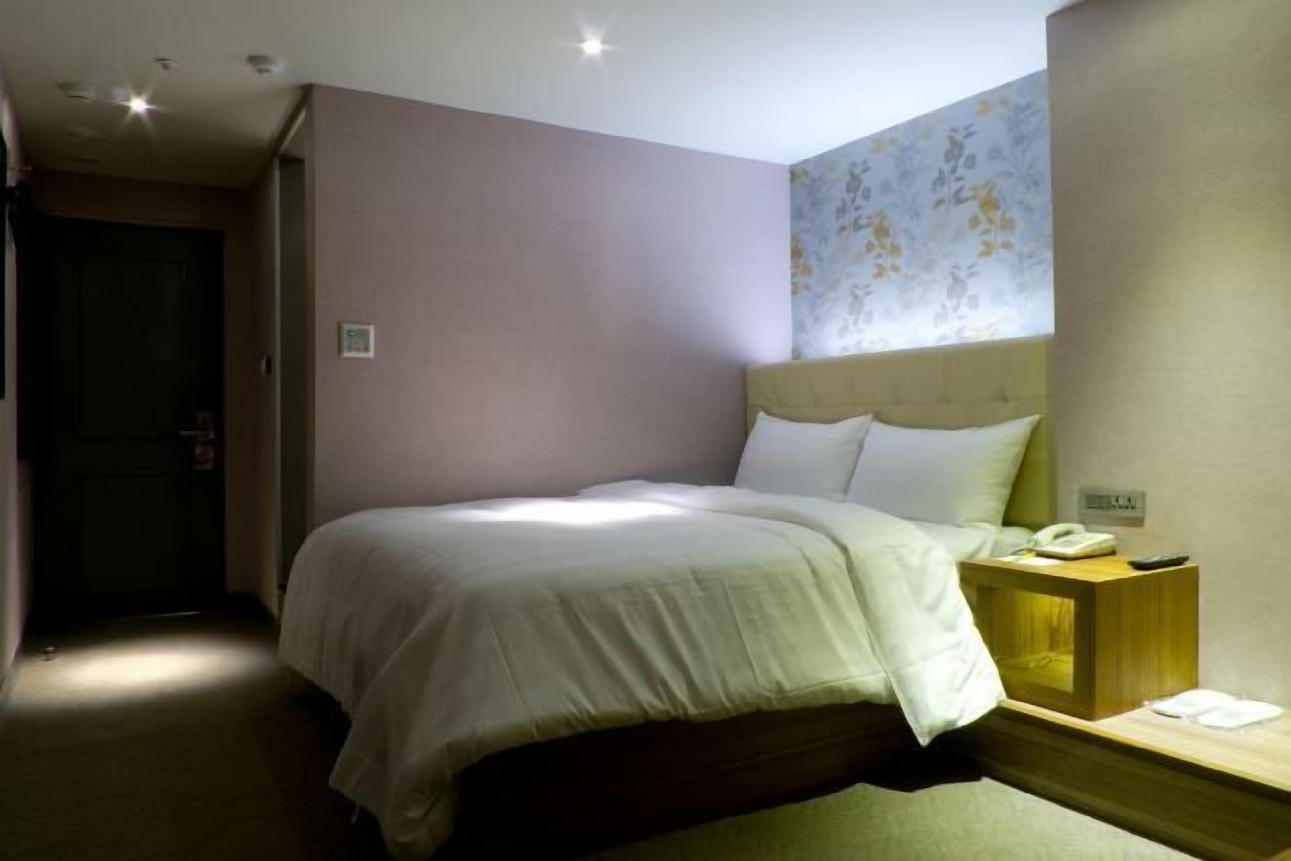 Literie de qualité supérieure, coffres-forts dans les chambres, bureau