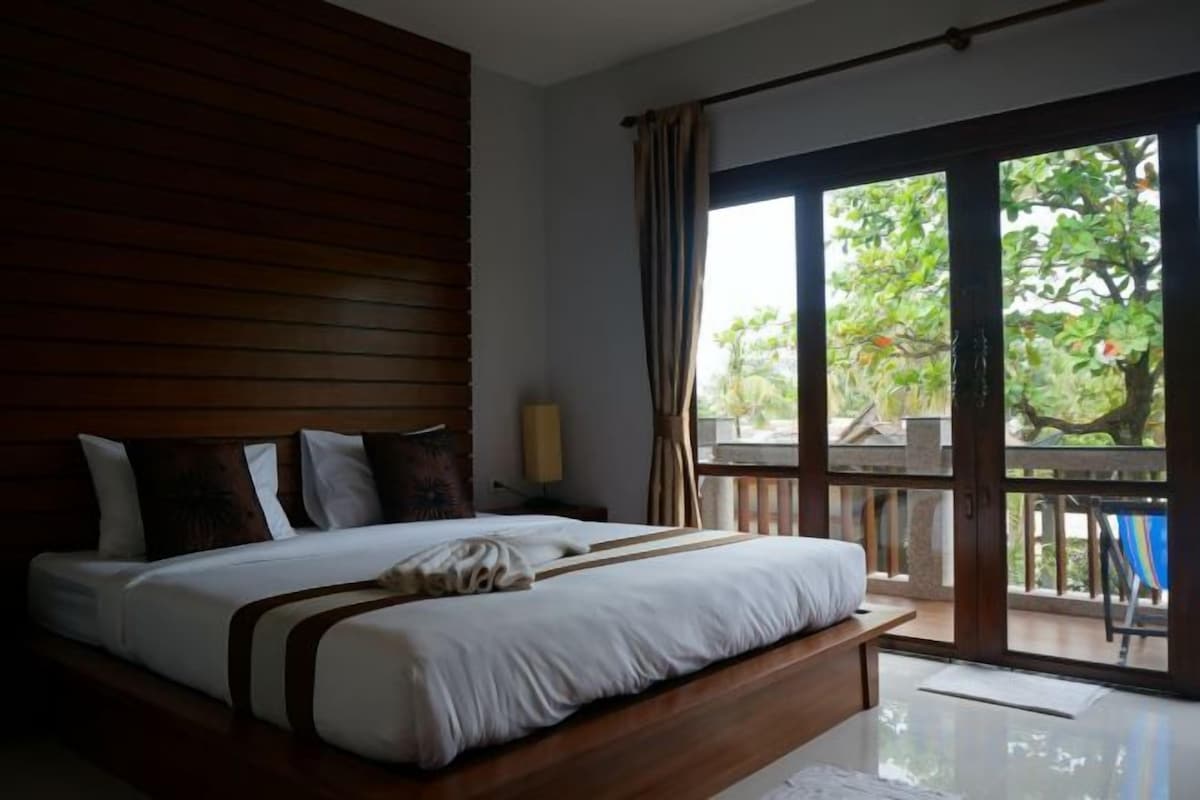 In-room safe, cots/infant beds, rollaway beds, free WiFi